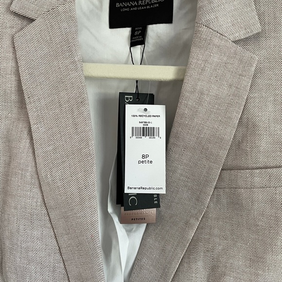 Long & Lean-Fit Linen-Cotton Blazer - Picture 2 of 2
